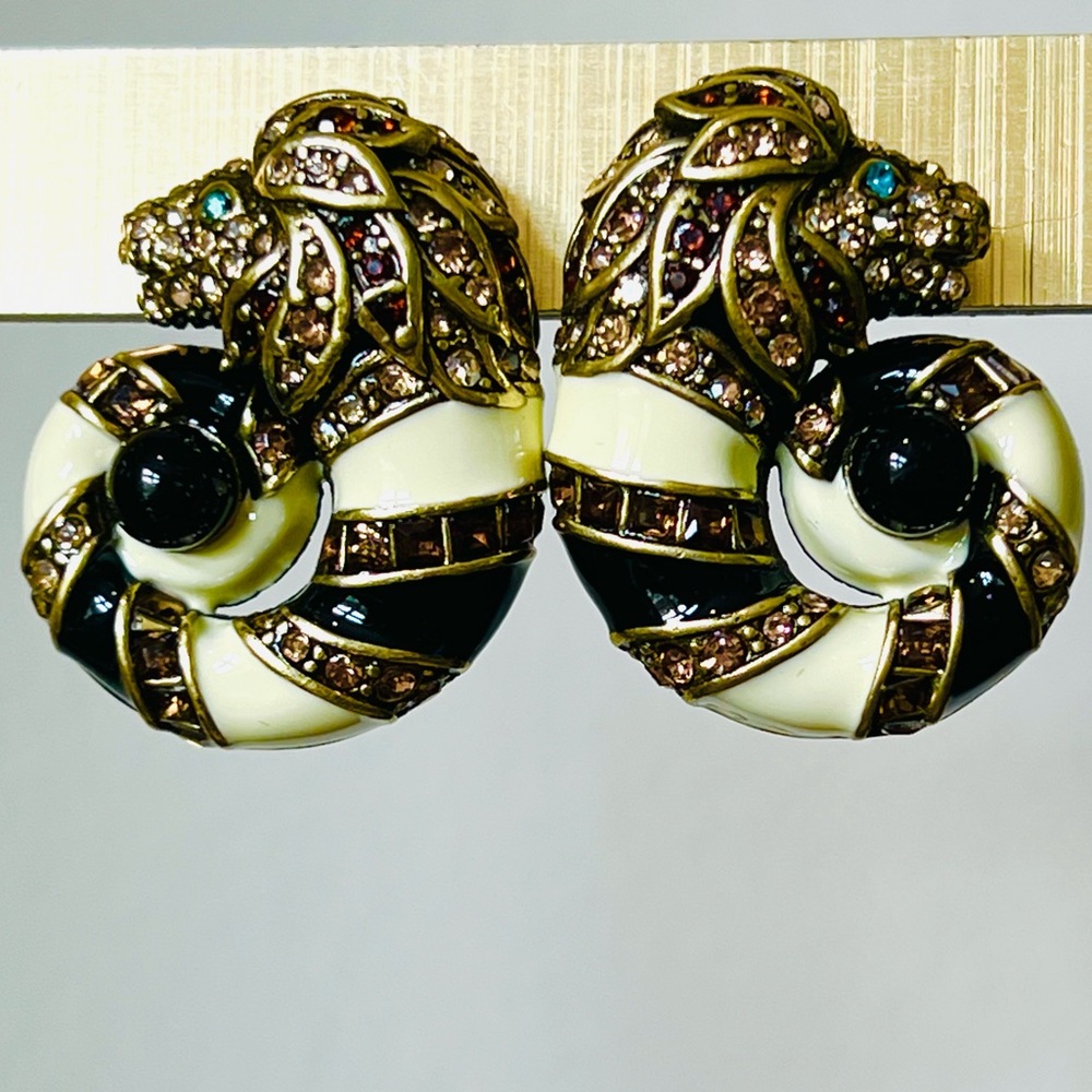 Heidi Daus OMEGA 🆕 “Jungle Love” Lion Crystal & Enamel pierced earrings